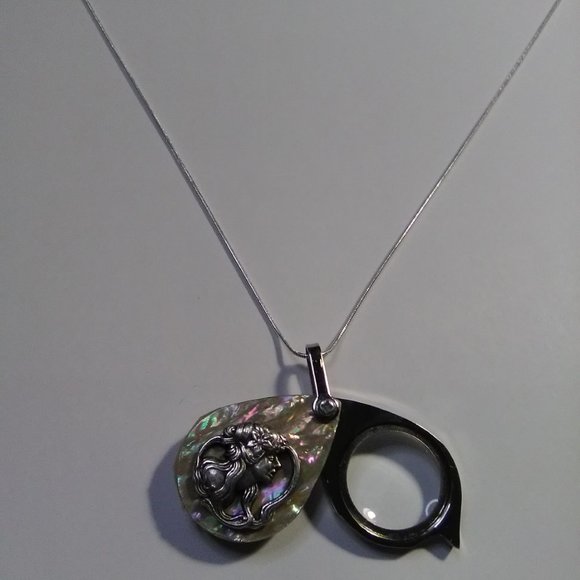 Magnifying Glass MOP Double-sided with Lady Face Jeweler's Loupe Pendant - Picture 7 of 8